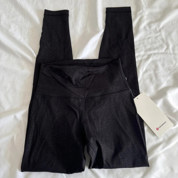 🆕🖤 Lululemon Wunder Train HR Tight 28” - Distressed Twill Emboss Black - Picture 5 of 10